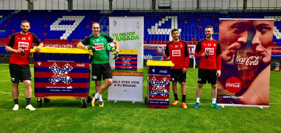 El SD Eibar y Coca-Cola se unen por un fútbol ‘sostenible’